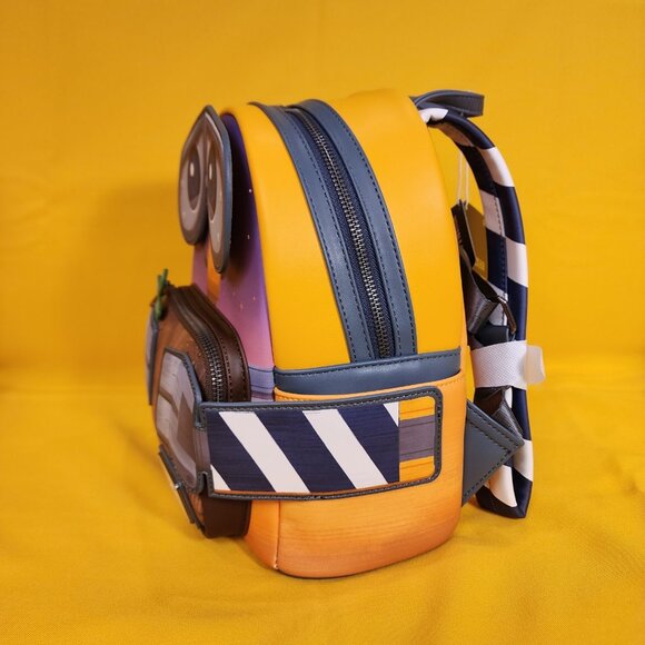 Loungefly Disney Pixar WALL-E Figural WALL-E with Trash Mini Backpack NEW - Picture 10 of 13